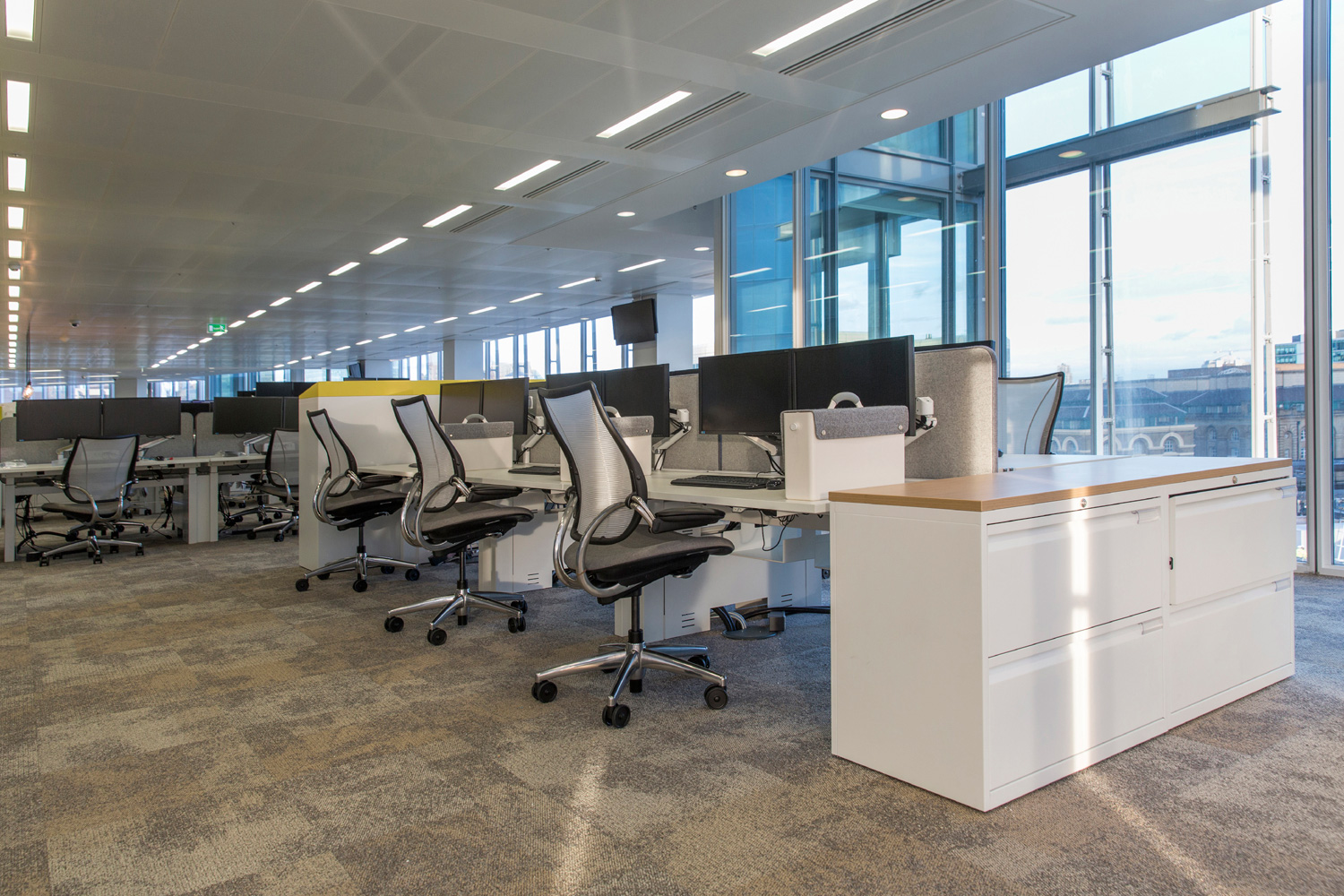 High quality internal design - open plan office area