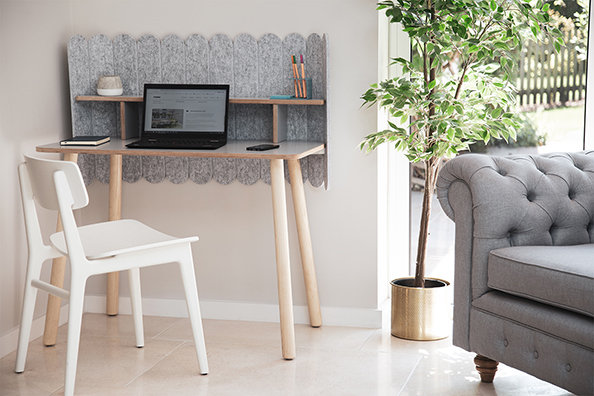 Blog - At home with Hygge, Frovi desk