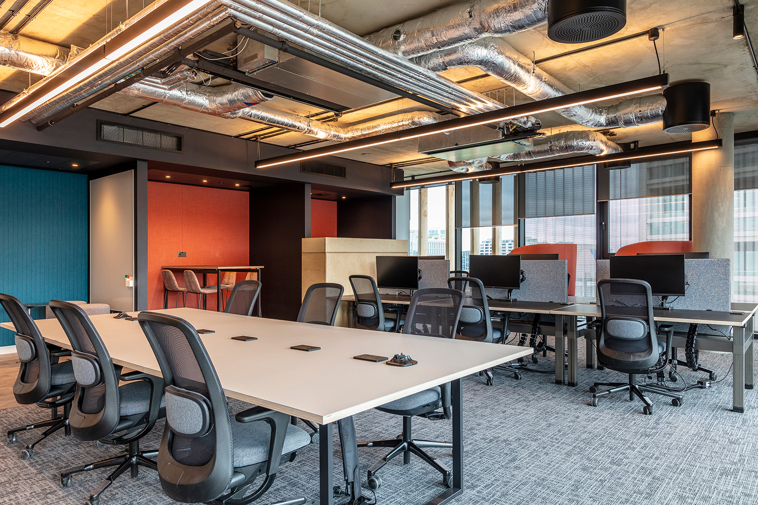 London Biotech - Open plan office