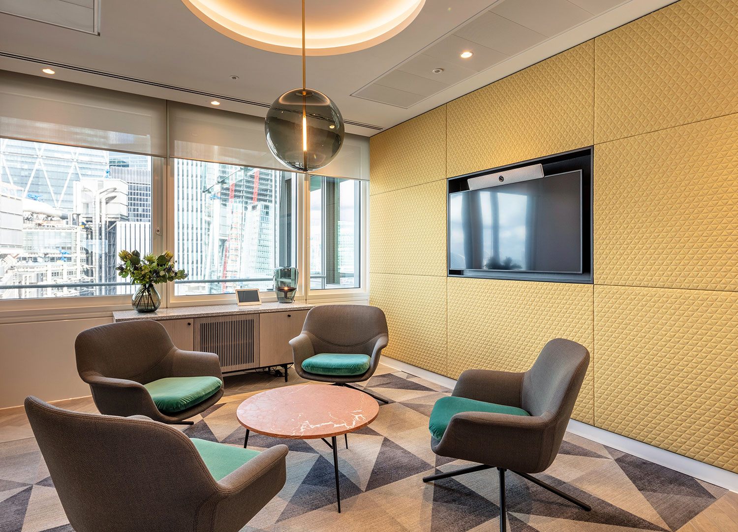 Aspen Re - Meeting Room